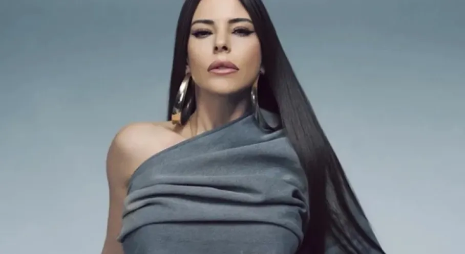 Simge'den Rekor Kıran 'Mucize' Şarkısı! Spotify'ı Salladı!