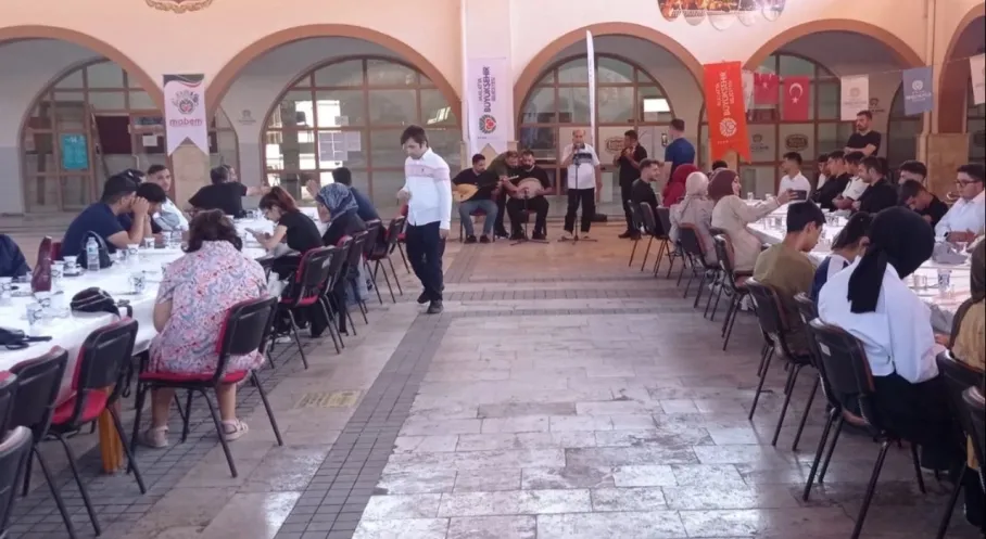 YKS'ye Saatler Kala: Malatya'dan Öğrencilere Moral Desteği!